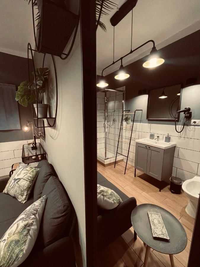 Palazzo Berardi Bed & Breakfast Taranto Ngoại thất bức ảnh