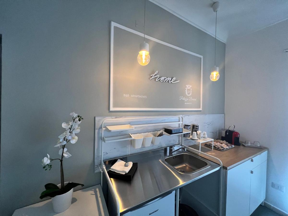 Palazzo Berardi Bed & Breakfast Taranto Ngoại thất bức ảnh