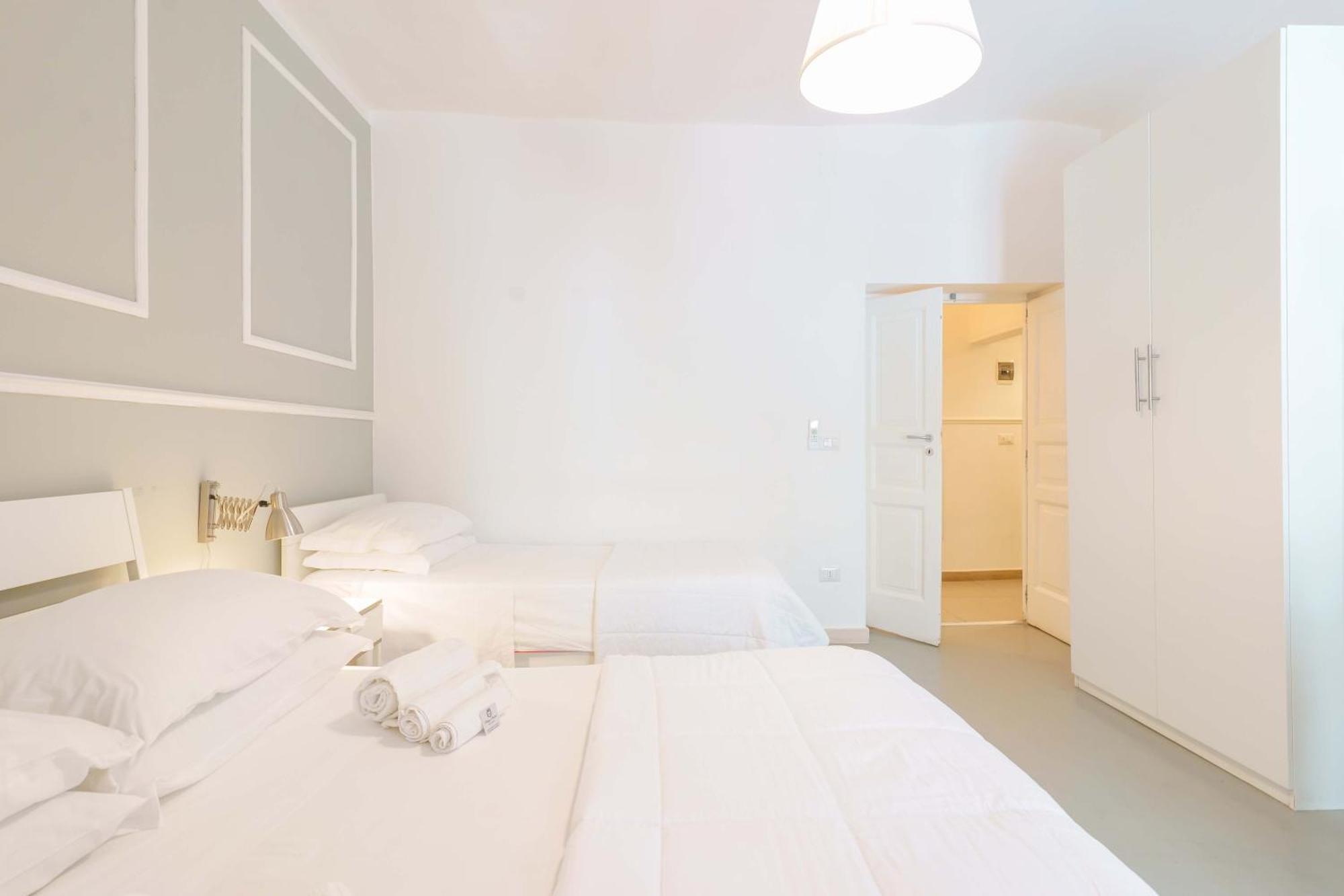 Palazzo Berardi Bed & Breakfast Taranto Ngoại thất bức ảnh